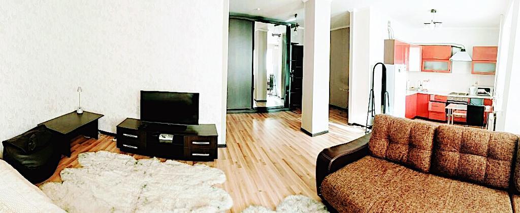 Apartment On Sauran Str Center Astana Luaran gambar