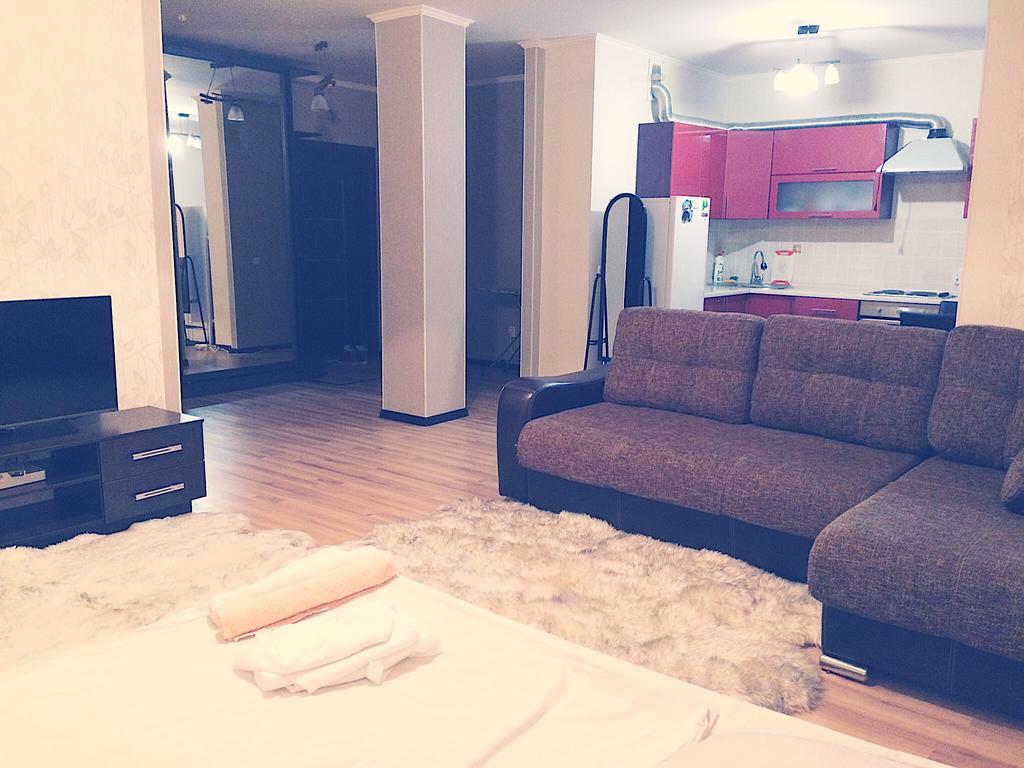 Apartment On Sauran Str Center Astana Luaran gambar